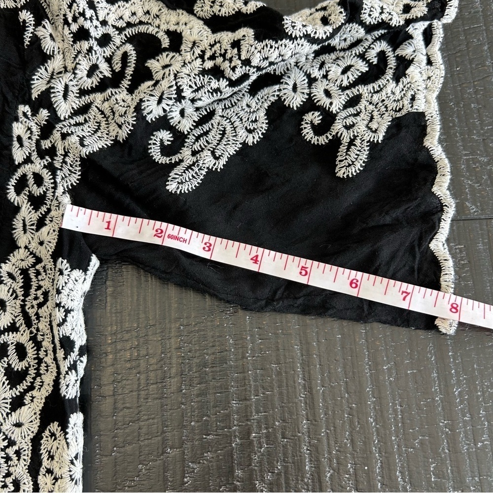 Solitaire Black and White Embroidered Blouse - Picture 5 of 7